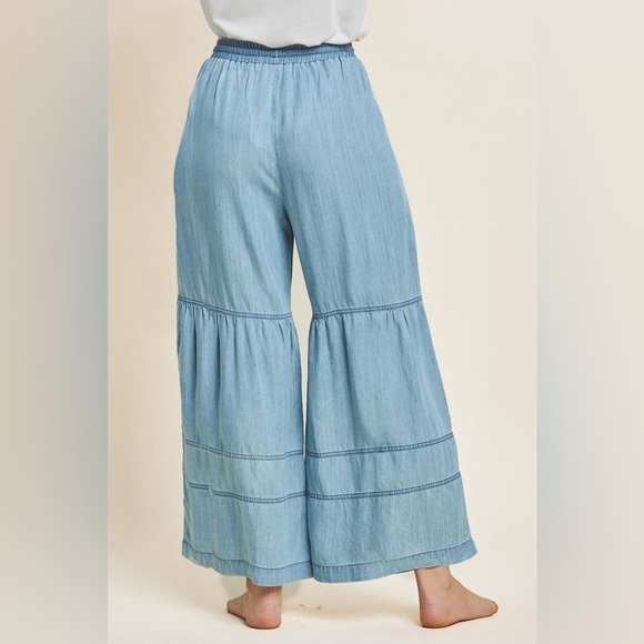 Tencel Washed Denim Tiered Wide Leg Pants - Picture 4 of 7